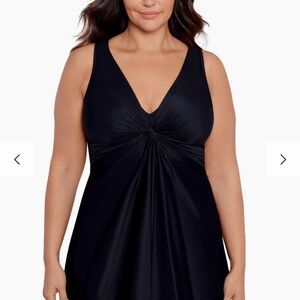 MIRACLESUIT Swimdress. Fab like new condition❣️Retails for $210. Size 16W